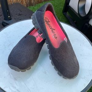 Sketchers go walk comfy slip in shoes , nice and padded and stretchy